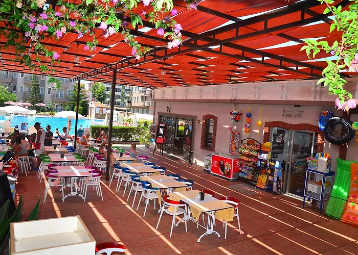 Club Sidar Aparthotel 4*