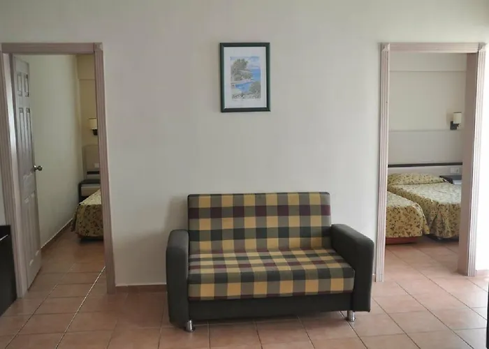 Club Sidar Apart Otel 4*